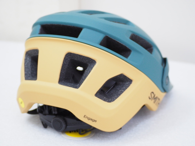 SMITH ベージュ ヘルメット Lサイズ　Gage SMITH ベージュ ヘルメット Lサイズ Gage