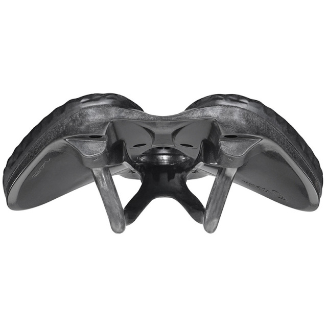 selle ITALIA NOVUS BOOST EVO 3D KIT CARBONIO SUPERFLOW (セラ