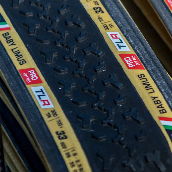 Challenge HTLR (チャレンジ ハンドメイドチューブレスレディー