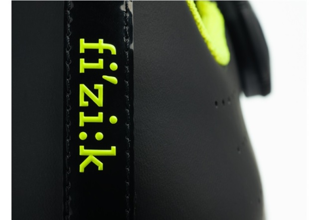 Fizik TEMPO R5 OVERCURVE (フィジーク テンポ オーバーカーブ