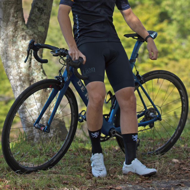 Lion de KAPELMUUR (リオン ド カペルミュール）サイクルビブショーツ