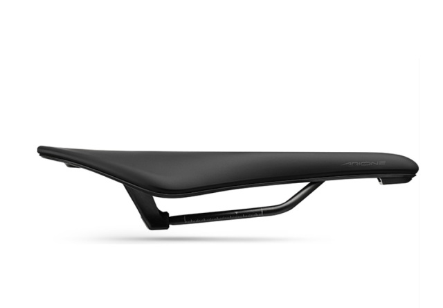 Fizik ARIONE VENTO R3 kiumレール (フィジーク アリオネ ベント R3