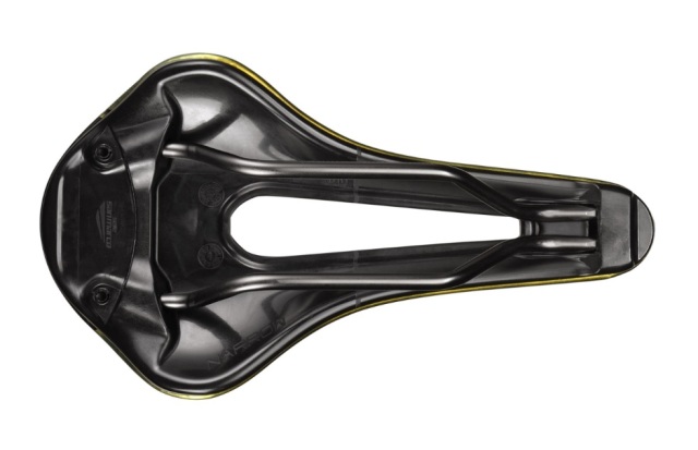 高感度ショップで2023年売れたブランド SHORTFIT SANMARCO 送料無料】SELLE 2.0 Narrow Racing Open-Fit パーツ