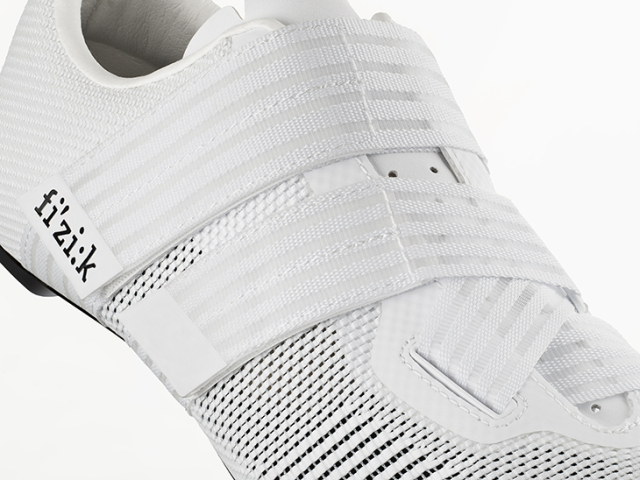 Fizik R2 VENTO POWERSTRAP AEROWEAVE 2(フィジーク R2 ヴェント