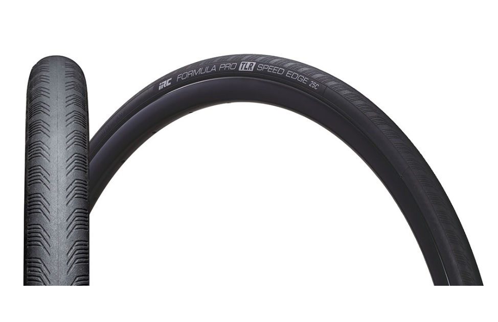 IRC FORMULA PRO TUBELESS READY SPEED EDGE ( アイアールシー フォームラ プロ チューブレスレディ スピード エッジ ）タイヤ