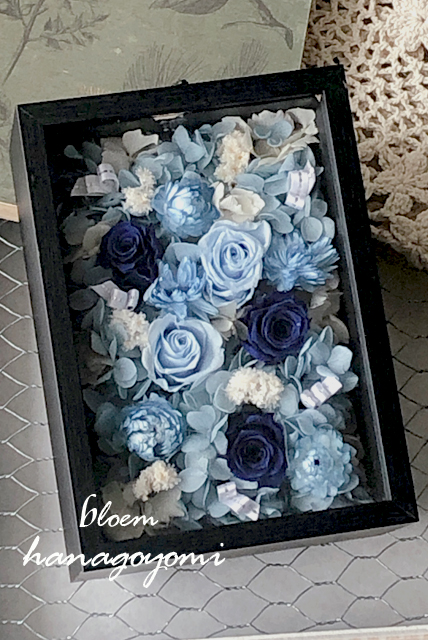 フラワー電報に！BOXアレンジ ブルー