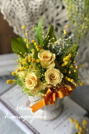 フラワー電報に！ミモザのイエローアレンジ