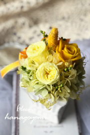 フラワー電報に！レモンシャーベットカラーのアレンジ