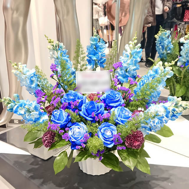 【配達無料】大きめアレンジメント | バラ、ストック、カーネーション、アスパラ、スターチス、レモンリーフ 他