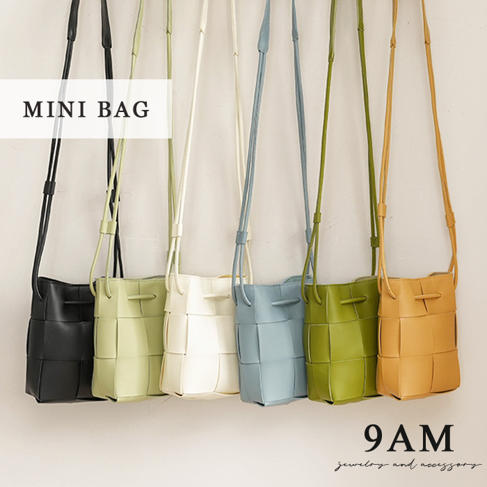 バッグ ショルダー ミニショルダー レディース ミニバッグ スマホショルダー 縦型 スマホポーチ  リアルレザー 斜め掛け シンプル スマホポシェット スマホバッグ ショルダーポーチ 小さめ かわいい 大人可愛い おしゃれ