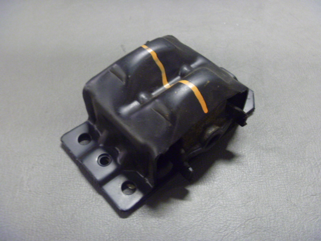 エンジンマウント