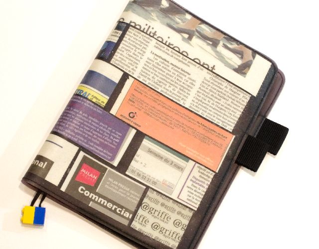 【世界に1つだけの手帳カバー】　フランスニュースペーパーパッチワークA5サイズ手帳カバー