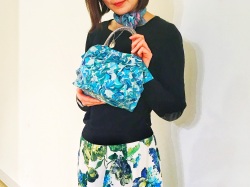 ★新花柄輸入生地★　【超軽量チェーンバッグ】ランチバッグ　ターコイズブルー花柄　GirierMore