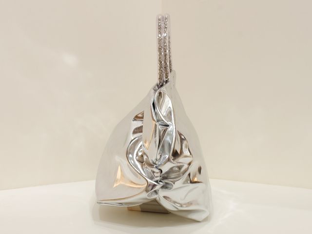 ☆キラキラ箔シルバー色☆【超軽量チェーンバッグ】ランチバッグ