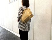 【超軽量チェーントートバッグ】　肩掛けトート　パールゴールド色　大サイズ　日本製　GIRIER MORE