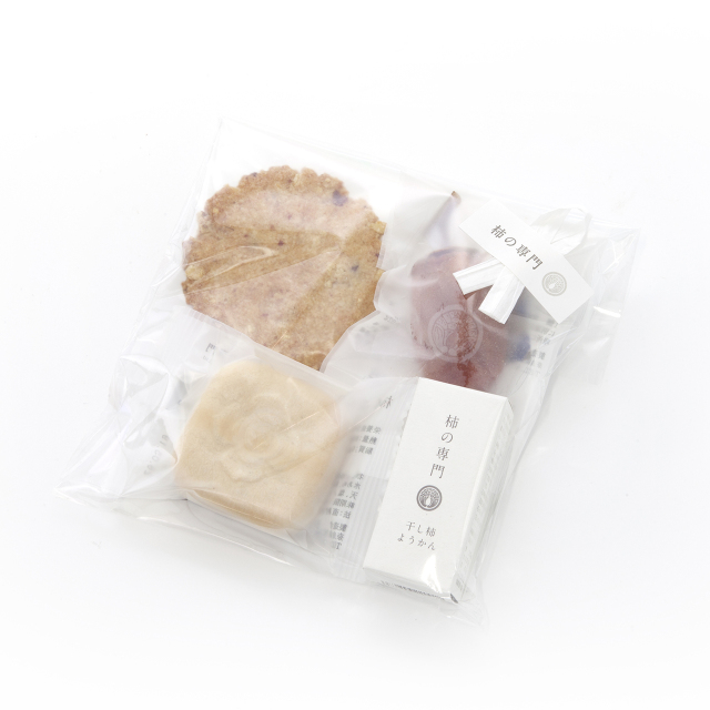 春のプチギフト（柿もなか×1　郷愁の柿×1　干し柿ようかん×1　カッキー×1）