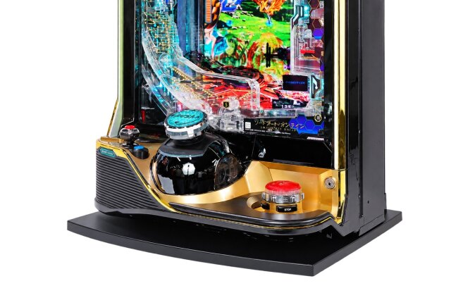 京楽新枠スマパチ専用固定台 キャスター無し 足元のアップ。板のカーブが実機の前面に沿っている