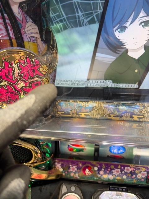 【コイン不要機ゴールド付き！】【前面アクリルに小キズあり】藤商事 パチスロ地獄少女 宵伽 No.15773