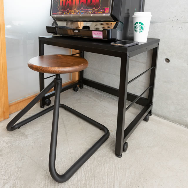 アイアンチェア