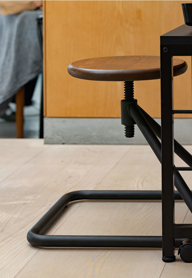 アイアンチェア