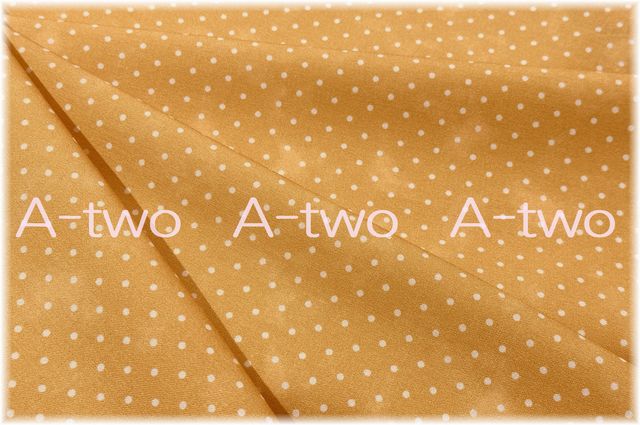 MARCUS Fabrics　Rain Dots　0960　USK-59　（約110cm幅×50cm）