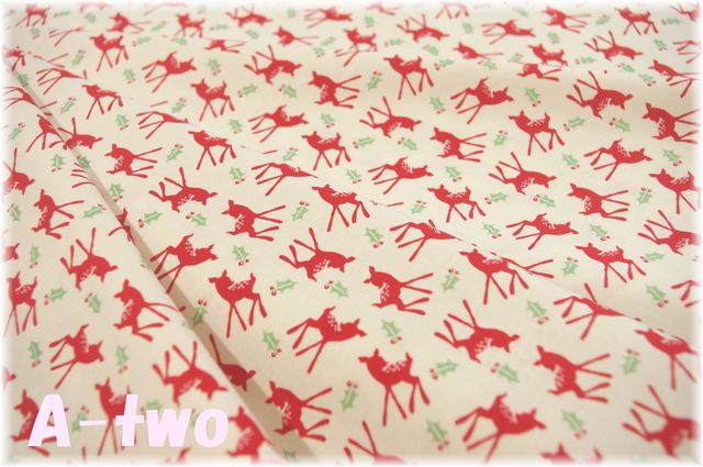 moda　DEER CHRISTMAS　Deer 小　生成り×レッド　31164-11　（約110cm幅×50cm）