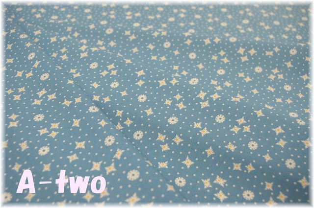 USA　CONNEFETTI　ライトブルー　（約110cm幅×50cm）
