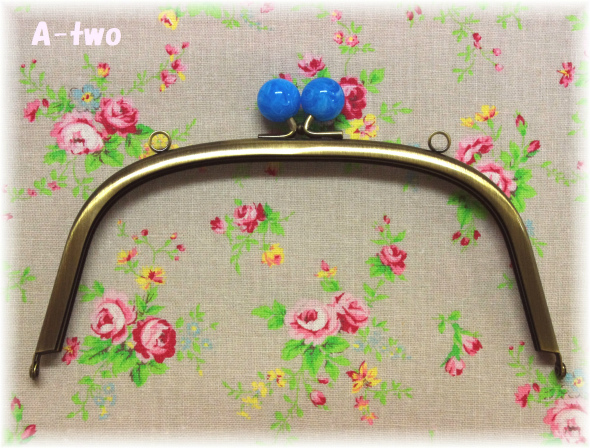 「FRUIT&FLOWER」　バラのバッグ用口金　18cm　ブルー　アンティーク
