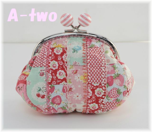 「Happy & Lovely Quilt」　No.12　ふっくらがまぐち