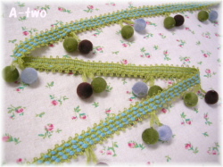 ボールフリンジ グリーン 48cm