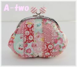 「Happy & Lovely Quilt」　No.12　ふっくらがまぐち