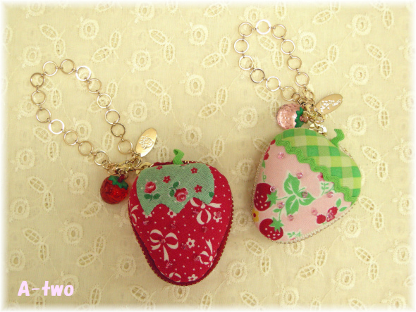 いちご型マカロン　レシピ＆パーツ２個セット