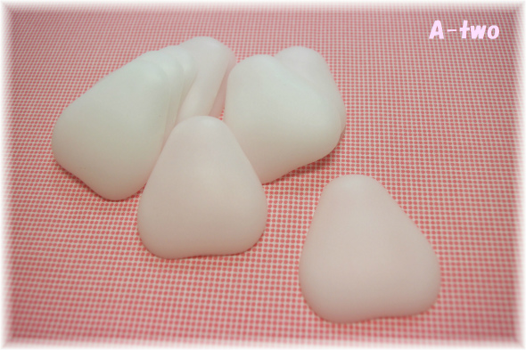 いちご型つつみボタン 10個セット