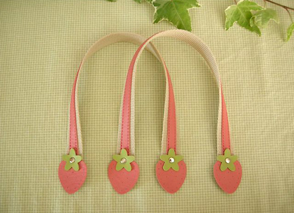 テープオンいちごハンドル　ピンク