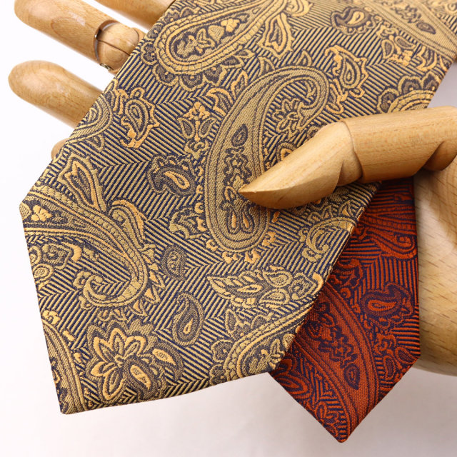 ウィンザーノット フェアファクス FAIRFAX ペイズリー無地 濃淡クレリックタイ ライトオレンジ シルク100% 日本製