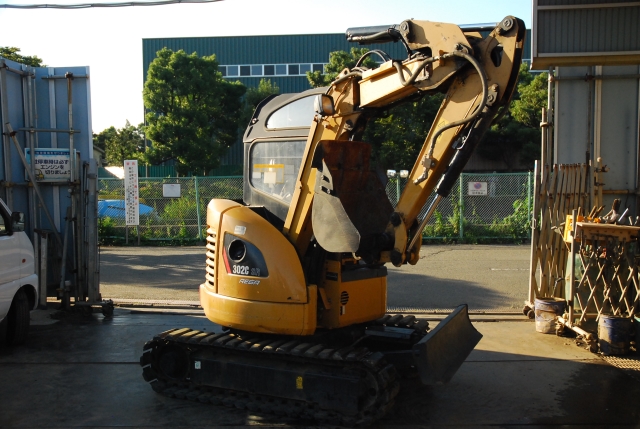 希少☆CAT 302CSR 小旋回ユンボ 鉄脚・配管付☆整備済