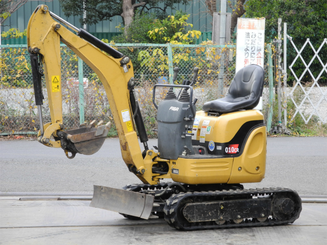 CAT 010CR ☆ブレーカー配管付き ☆680h ☆可変脚式クローラー