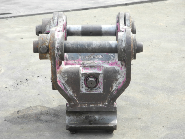 中古 機械式クイックヒッチ ユタニ製 3tクラス (NO:0044)