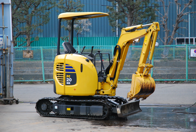 【ご成約済】コマツ油圧ショベルPC20MR-3 新古機現行モデル☆コマツ PC20MR－3☆フォーク付