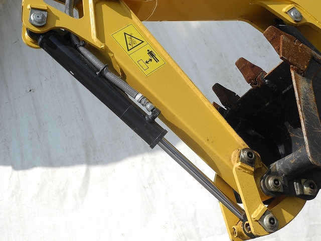 SV08-1E ヤンマー 標準機 ゴム脚 可変脚