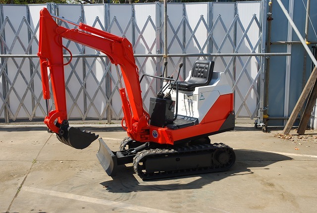 中古建設機械　中古ミニユンボ