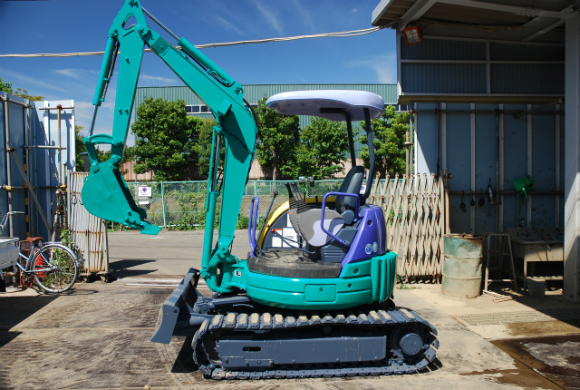 中古ユンボ　ゴムクローラー