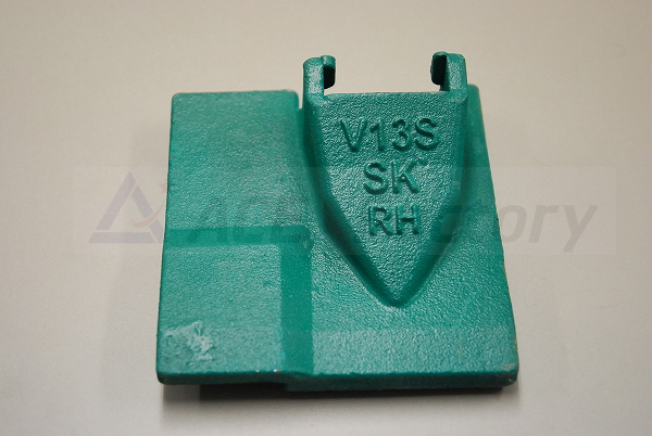 ゴムクローラー,ゴムキャタ,V13S　ツース盤　単品（右）
