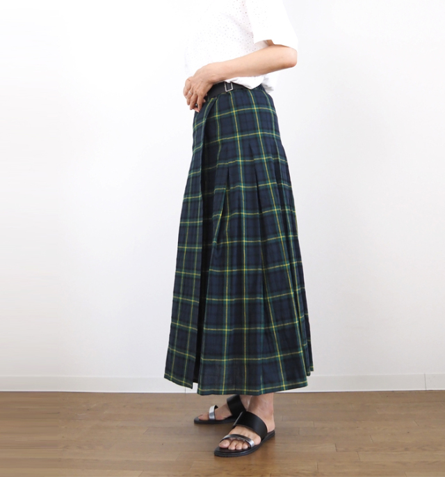 【美品】Drawer グリーンミディ丈スカート 36 美品 Drawer グリーンミディ丈スカート 36