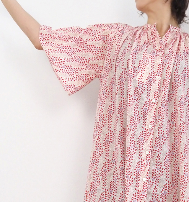 PONT DE CHALONS ポンデシャロン プリントワンピース ギャザーネック 5分袖 レディース