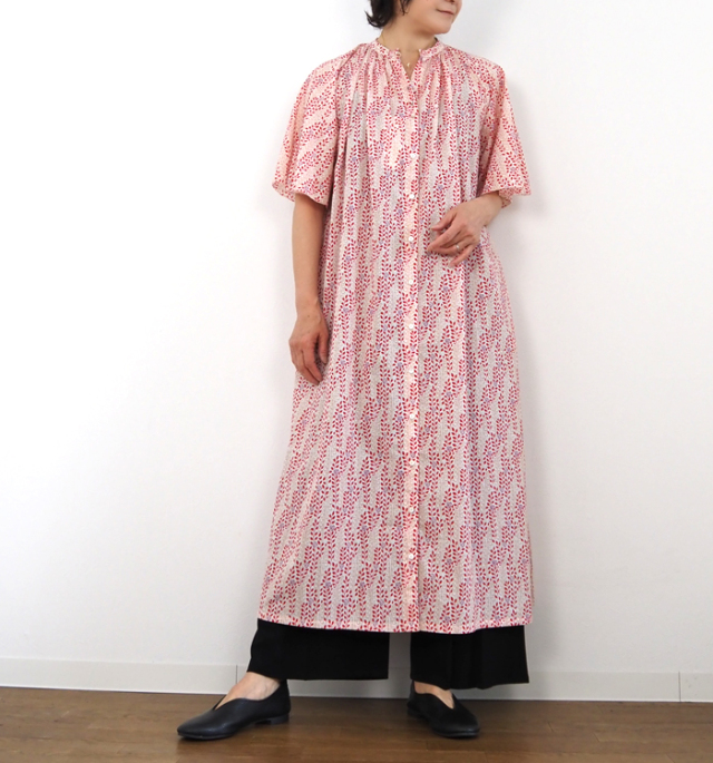 PONT DE CHALONS ポンデシャロン プリントワンピース ギャザーネック 5分袖 レディース