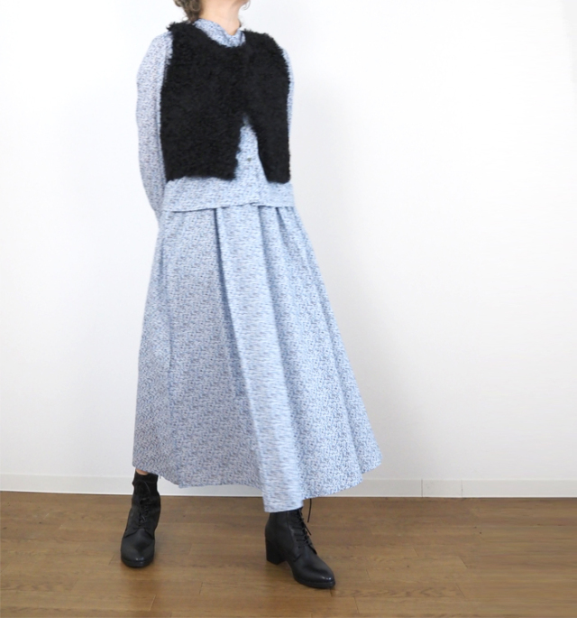 Munich ミューニック リバーシブルジレ カーリーフェイクファーxシープボア レディース