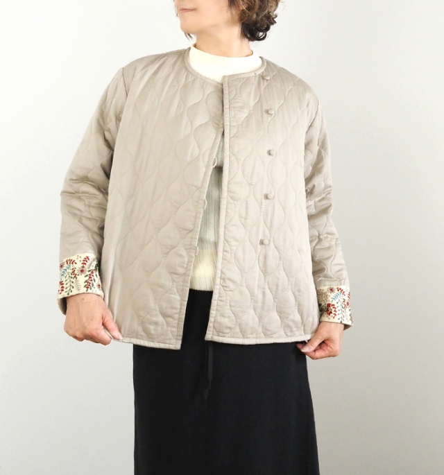 mizuiro ind ミズイロインド 刺繍袖キルティングジャケット