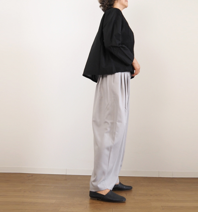 mizuiro ind ミズイロインド ハイウエストタックパンツ レディース