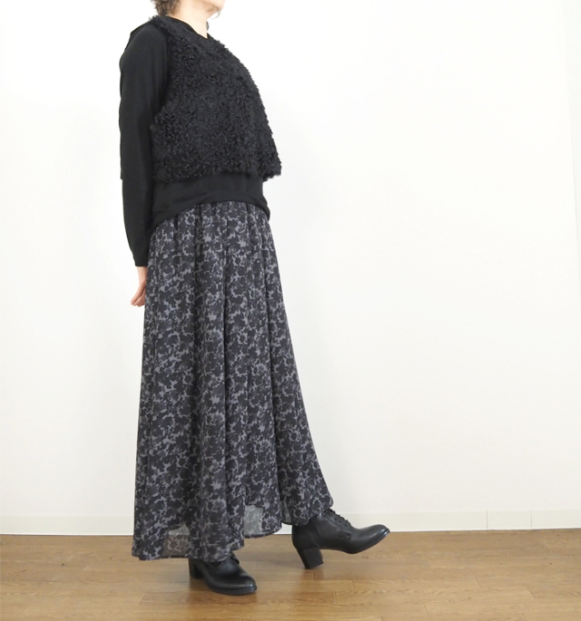 mizuiro ind ミズイロインド フラワープリントロングスカート ブラック系